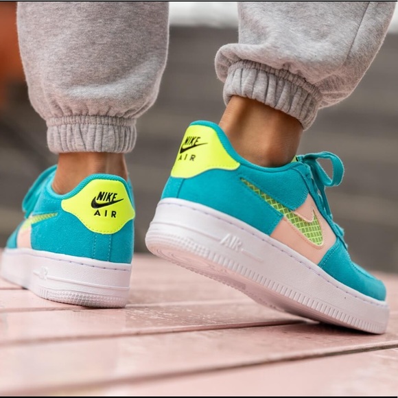 🌸 NIKE AIR FORCE 1 Sneakers Shoes Suede New - Picture 3 of 11